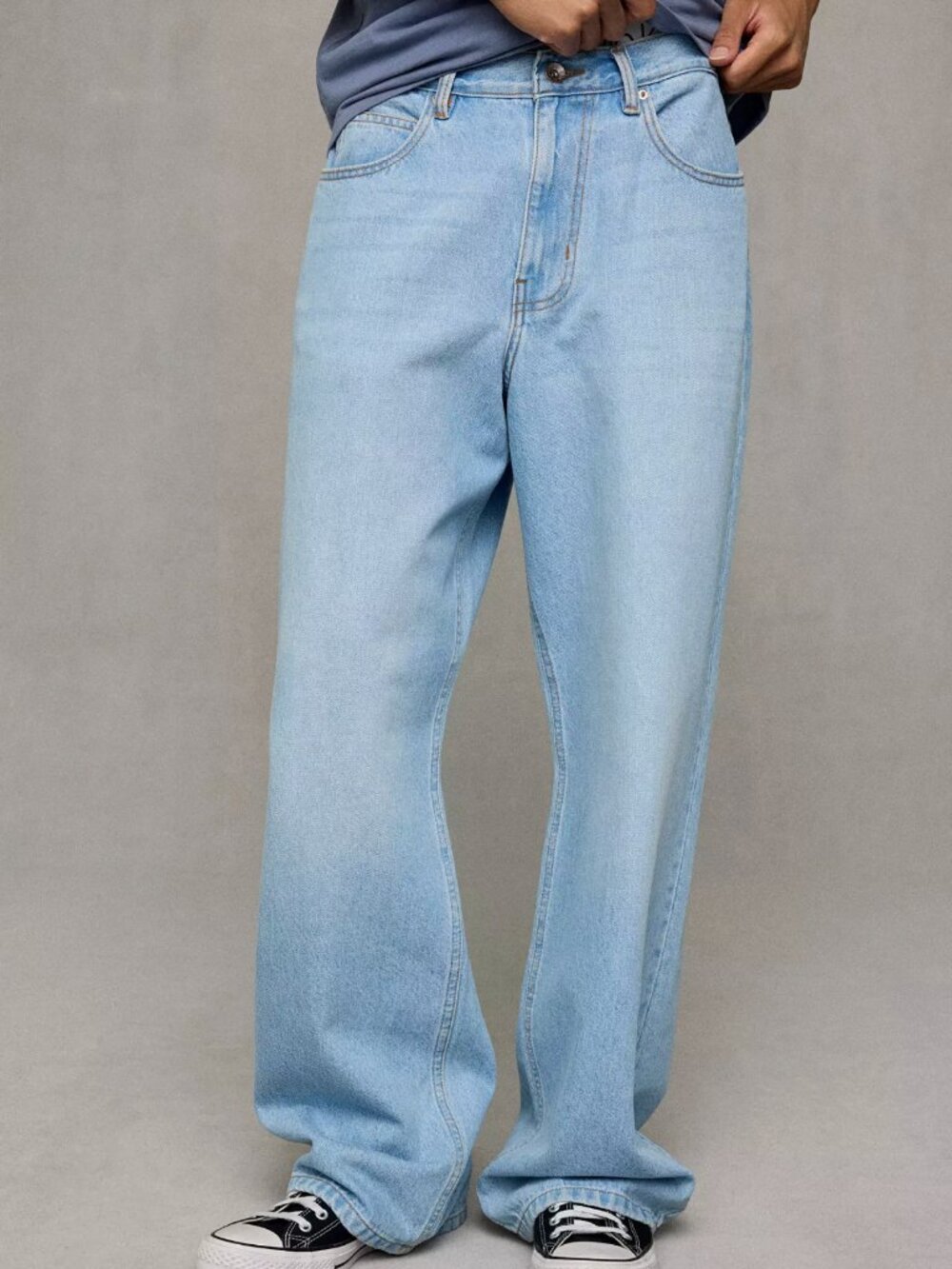BDG by Urban Outfitters — Nitro Baggy Fit Jeans — Vintage Denim Medium — Size 29